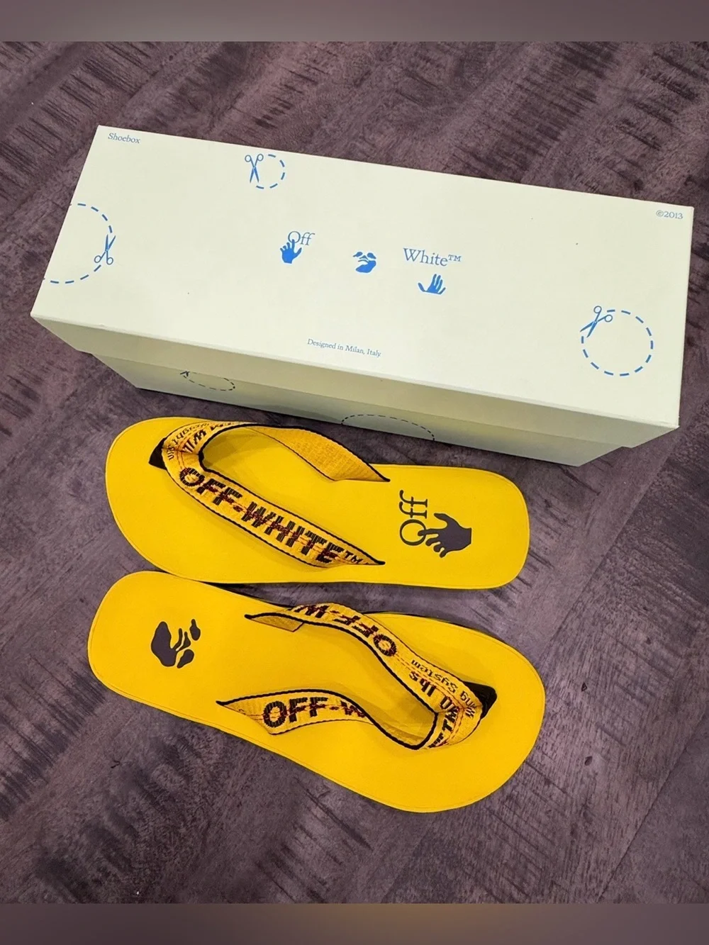 Off-White Yellow Logo Webbing Flip Flops ideatesystemsindia.com